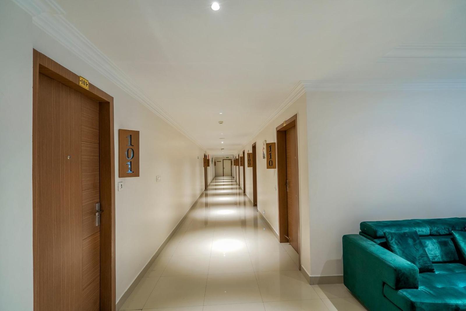 Hotel Malika Residency Ettumanoor Екстер'єр фото